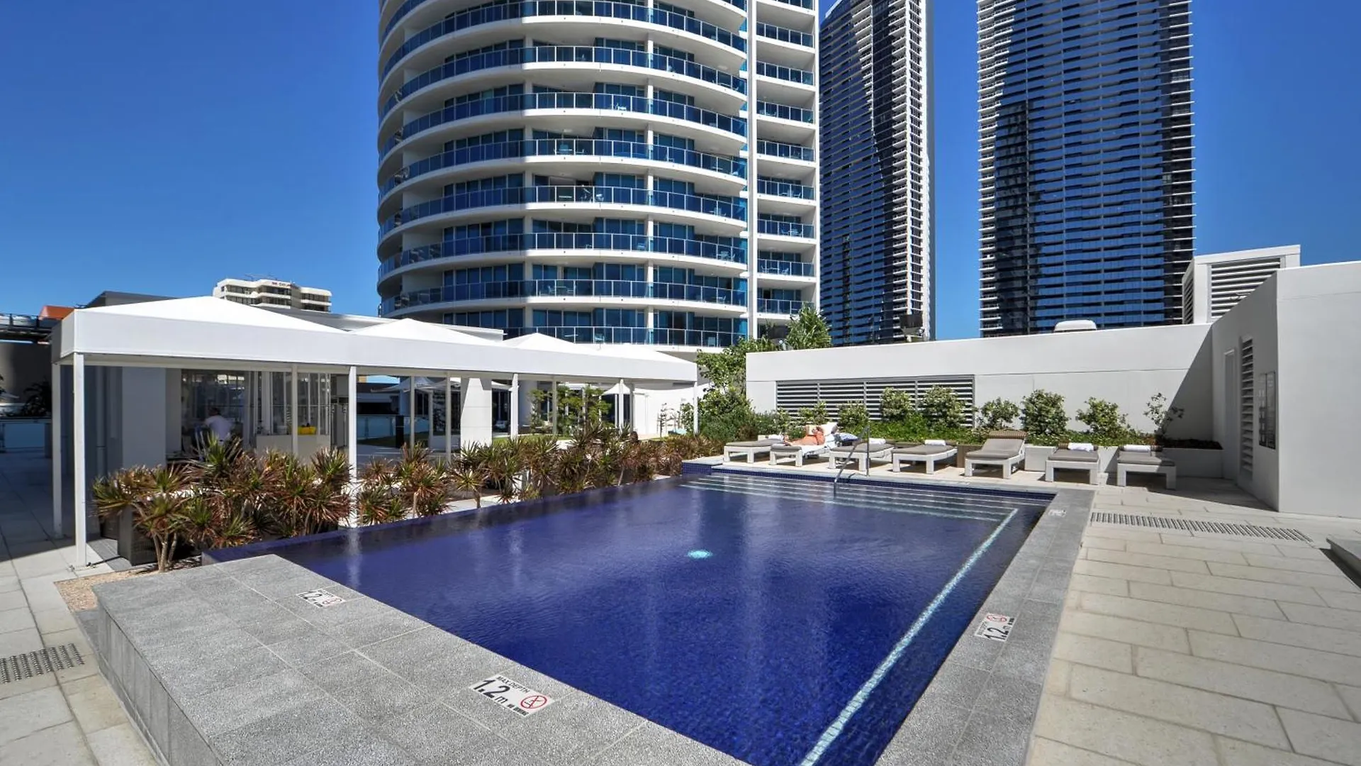 H'Residences - 2 Bedroom Ocean View Apartment In The Center Of Surfers Paradise Gold Coast