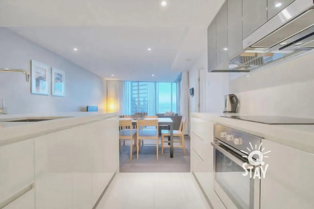 H'Residences - 2 Bedroom Ocean View Apartment In The Center Of Surfers Paradise Gold Coast