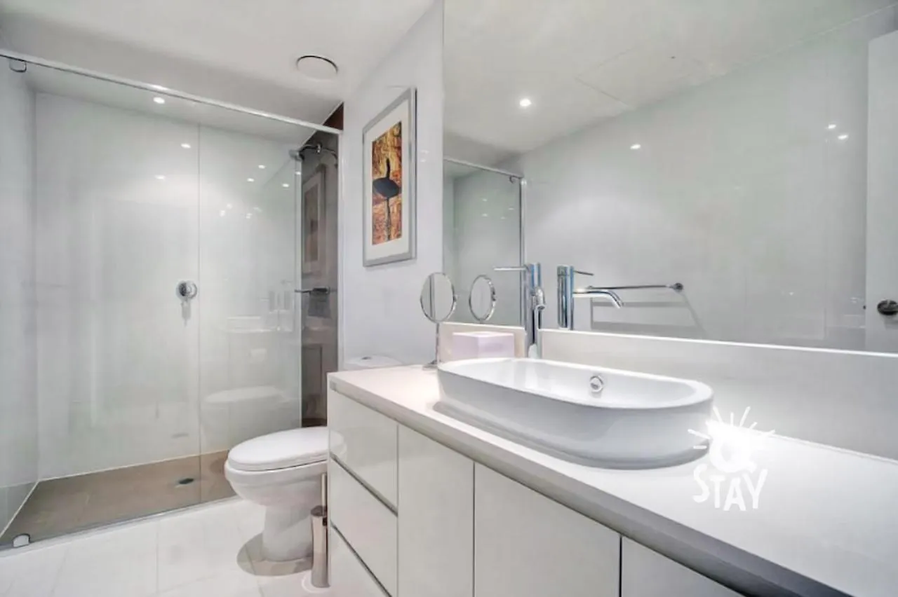 H'Residences - 2 Bedroom Ocean View Apartment In The Center Of Surfers Paradise Gold Coast Australia